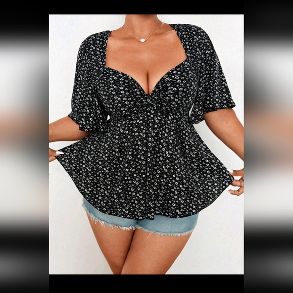 SHEIN Tops - SHEIN - Black & White Floral Blouse- W Sz 2 XL - 16